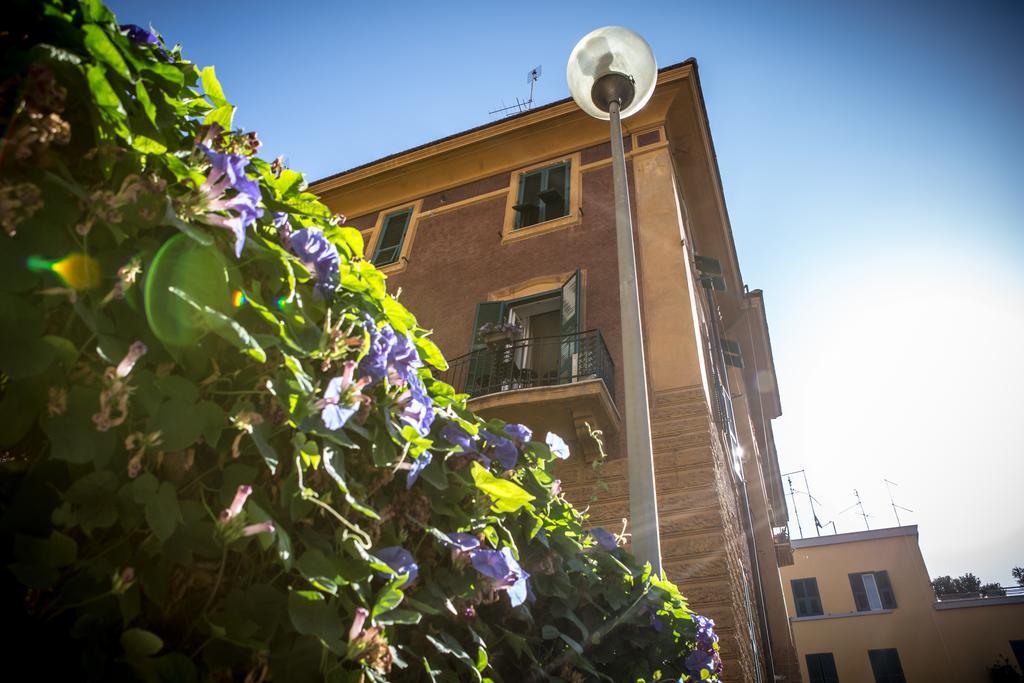 Отель San Pietro Leisure And Luxury Рим Экстерьер фото