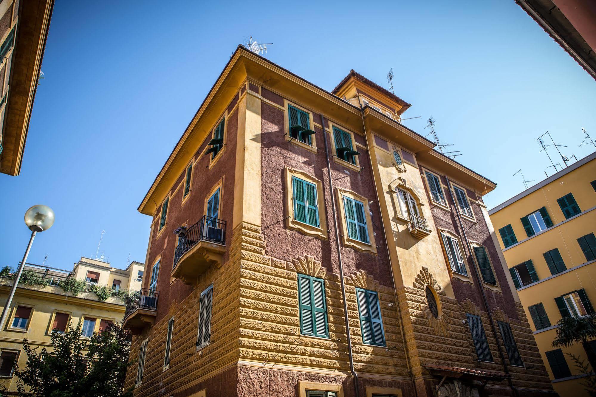 Отель San Pietro Leisure And Luxury Рим Экстерьер фото